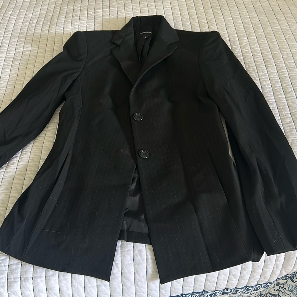 Blazer pin stripe dark blue size 4 great condition.